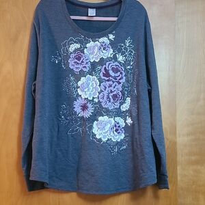 Terra & Sky Dark Gray Floral Long Sleeve Top